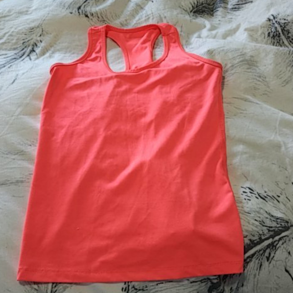 Athletic tank shirt
